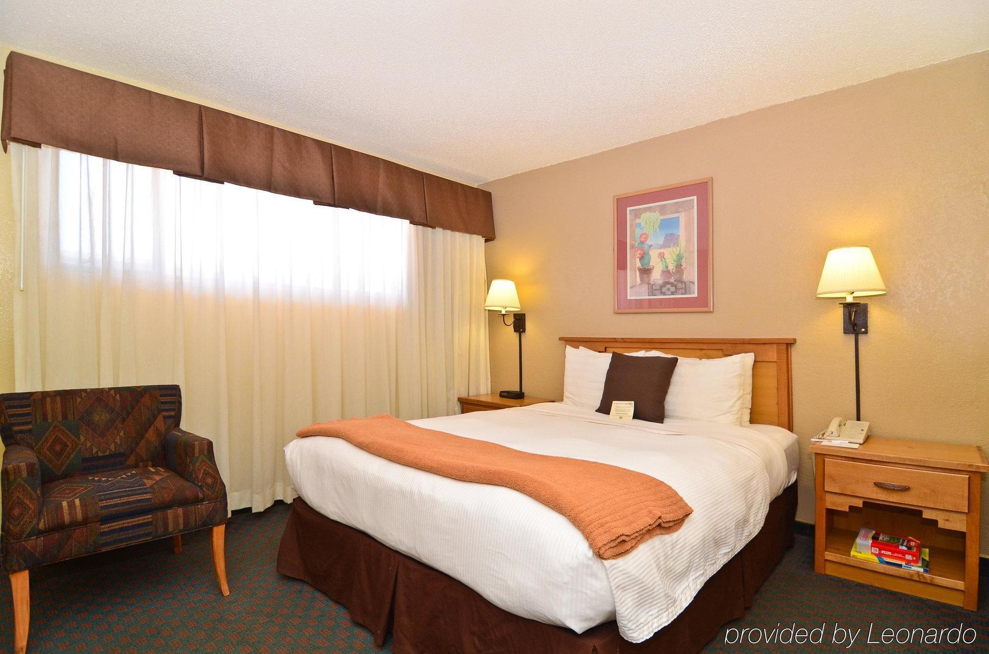 Best Western Turquoise Inn & Suites Cortez Room photo