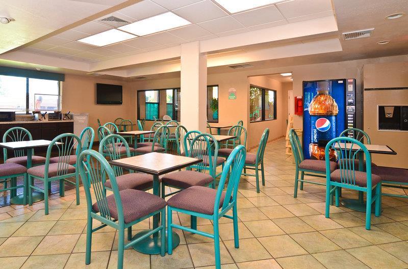 Best Western Turquoise Inn & Suites Cortez Restaurant photo